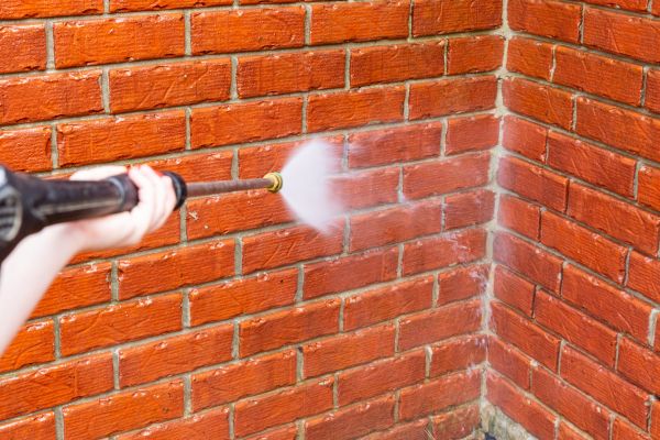 Cost of Brick Pressure Cleaning in Navarre