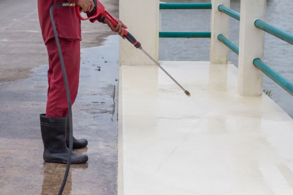 Cost of Industrial Concrete Cleaning in Navarre