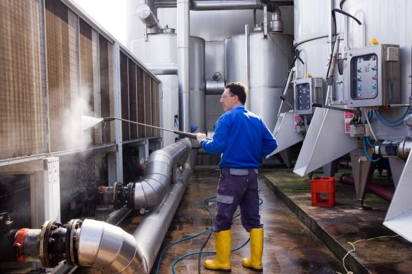 Cost of Business Pressure Washing in Navarre