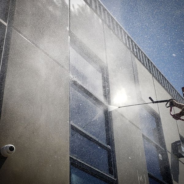 Cost of Exterior Building Washing in Navarre