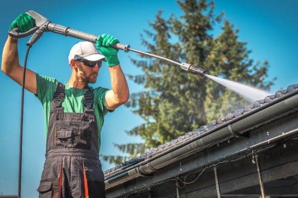 Cost of Gutter Jetting in Navarre
