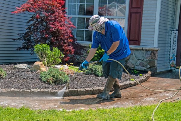 Cost of Brick Walkway Cleaning in Navarre